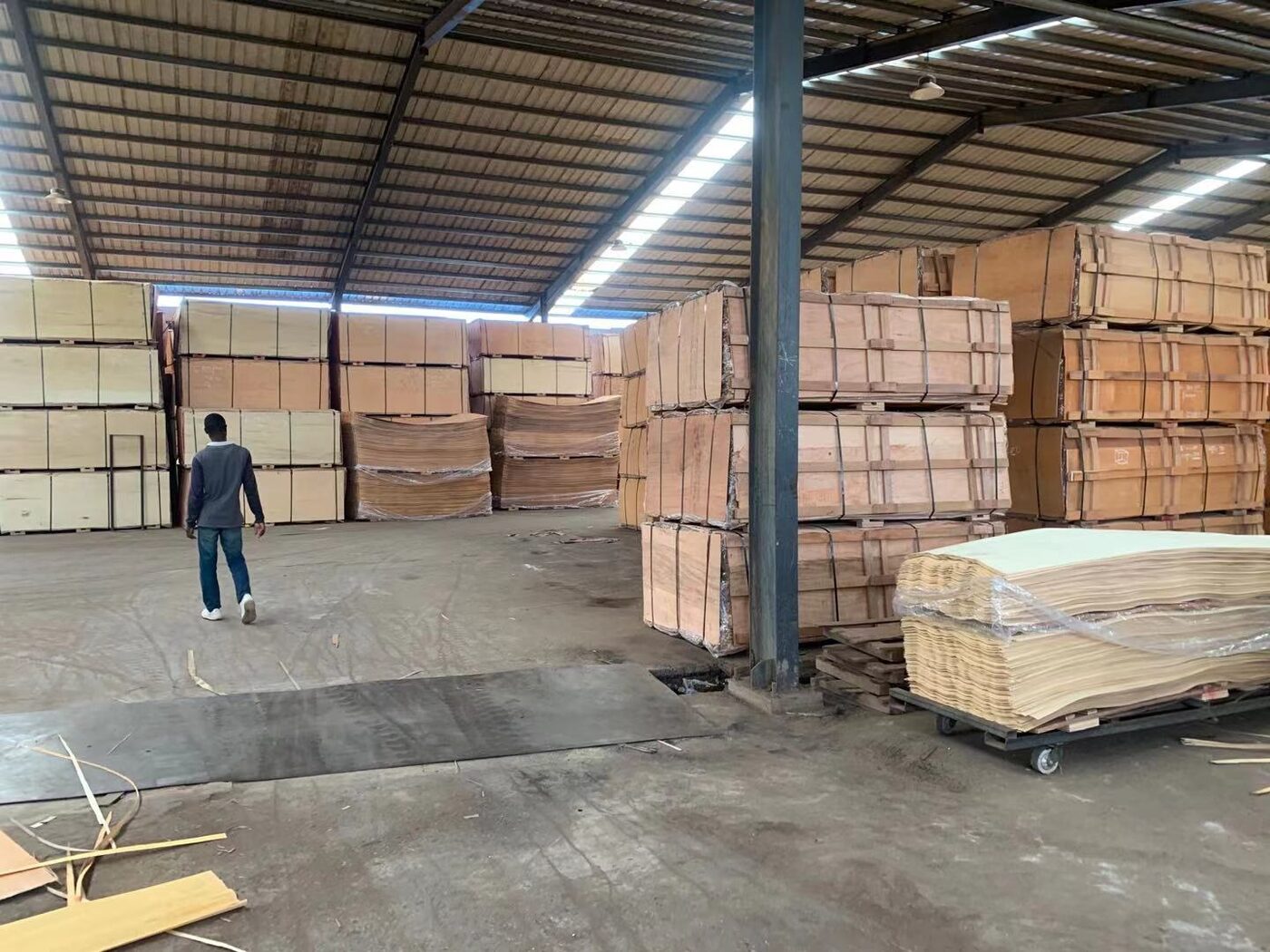 Veneer storage at the Cameroon processing base